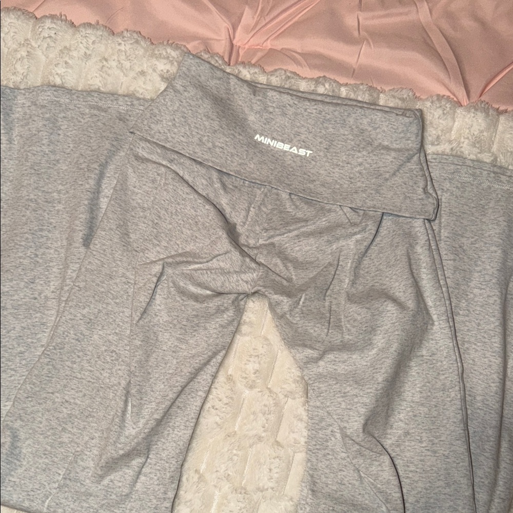 Minibeast Women's Straight Leg Gray Lounge Pants